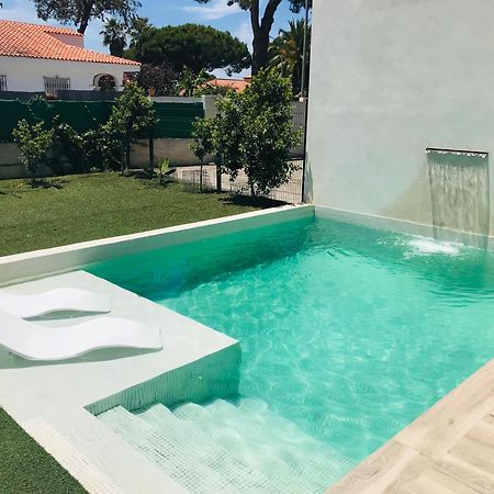 Chalet blanco con piscina privada Isla Cristina Exterior foto