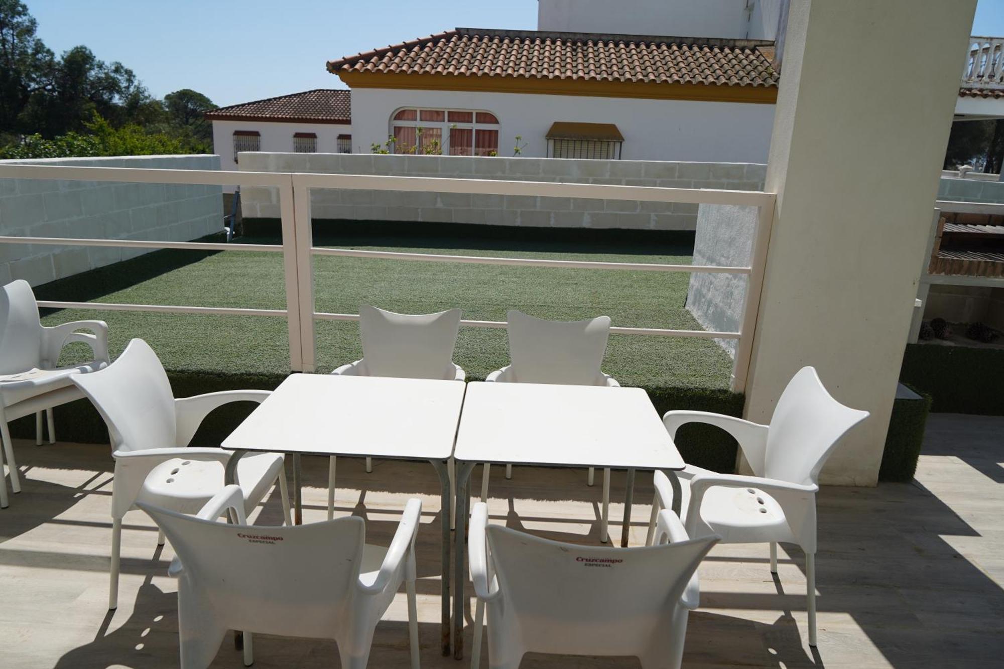 Chalet blanco con piscina privada Isla Cristina Exterior foto